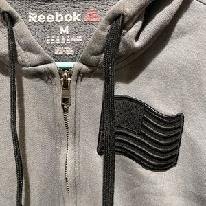 Vintage Reebok CrossFit zip up hoodie. Size M.